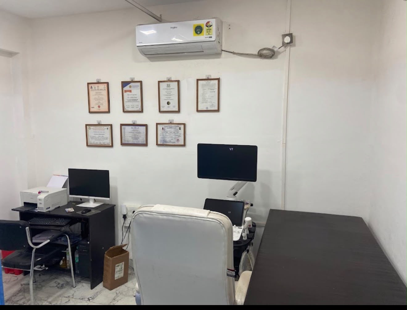 3D/4D Ultrasound & Colour Doppler Suite